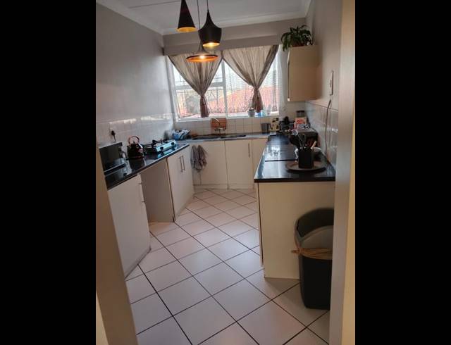 2 BEDROOM APARTMENT FOR SALE IN WEST TURFFONTEIN